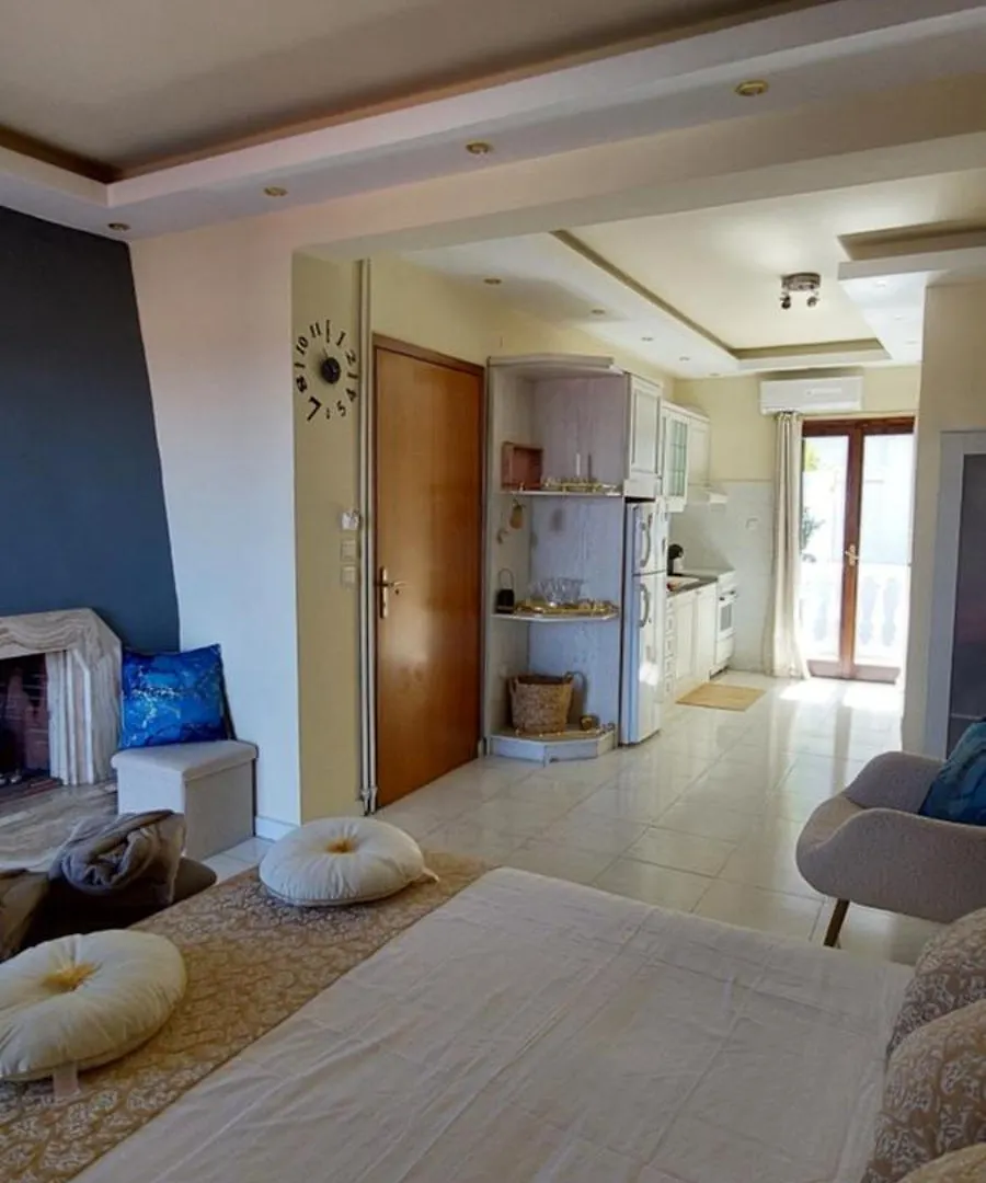 Artemis Apartments Златна Гледка Към Морето Polychrono