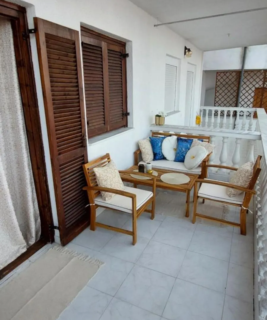 Artemis Apartments Златна Гледка Към Морето Polychrono Greece