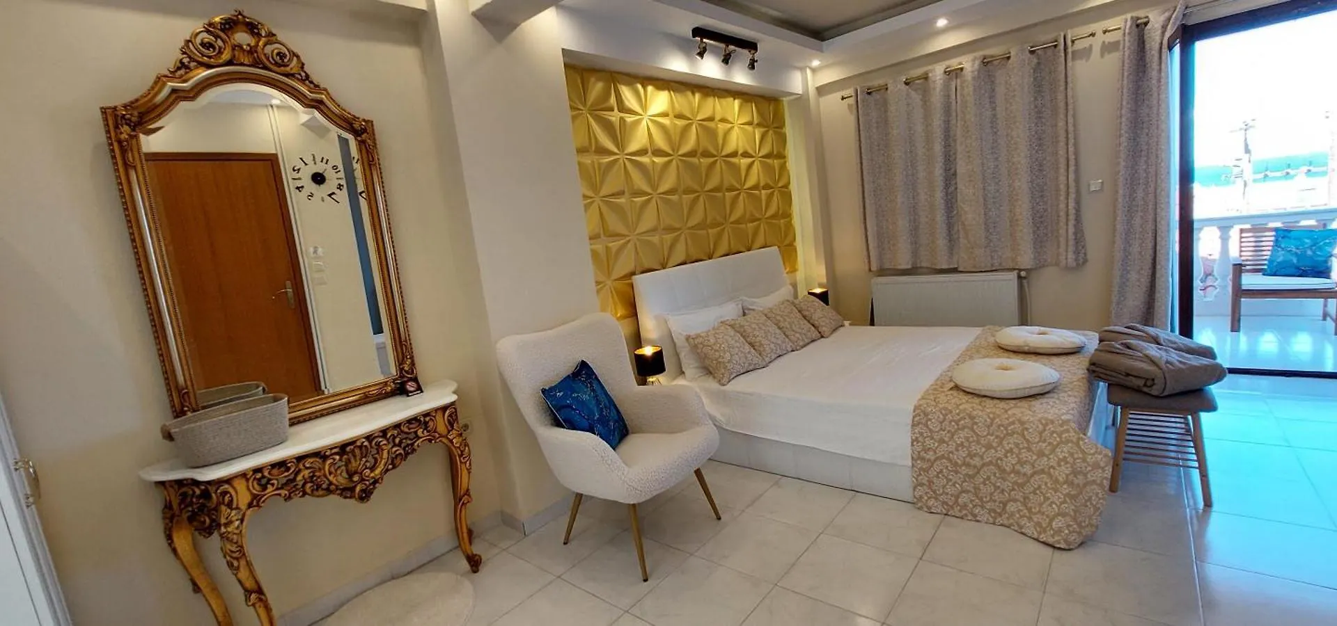 Artemis Apartments Златна Гледка Към Морето Polychrono
